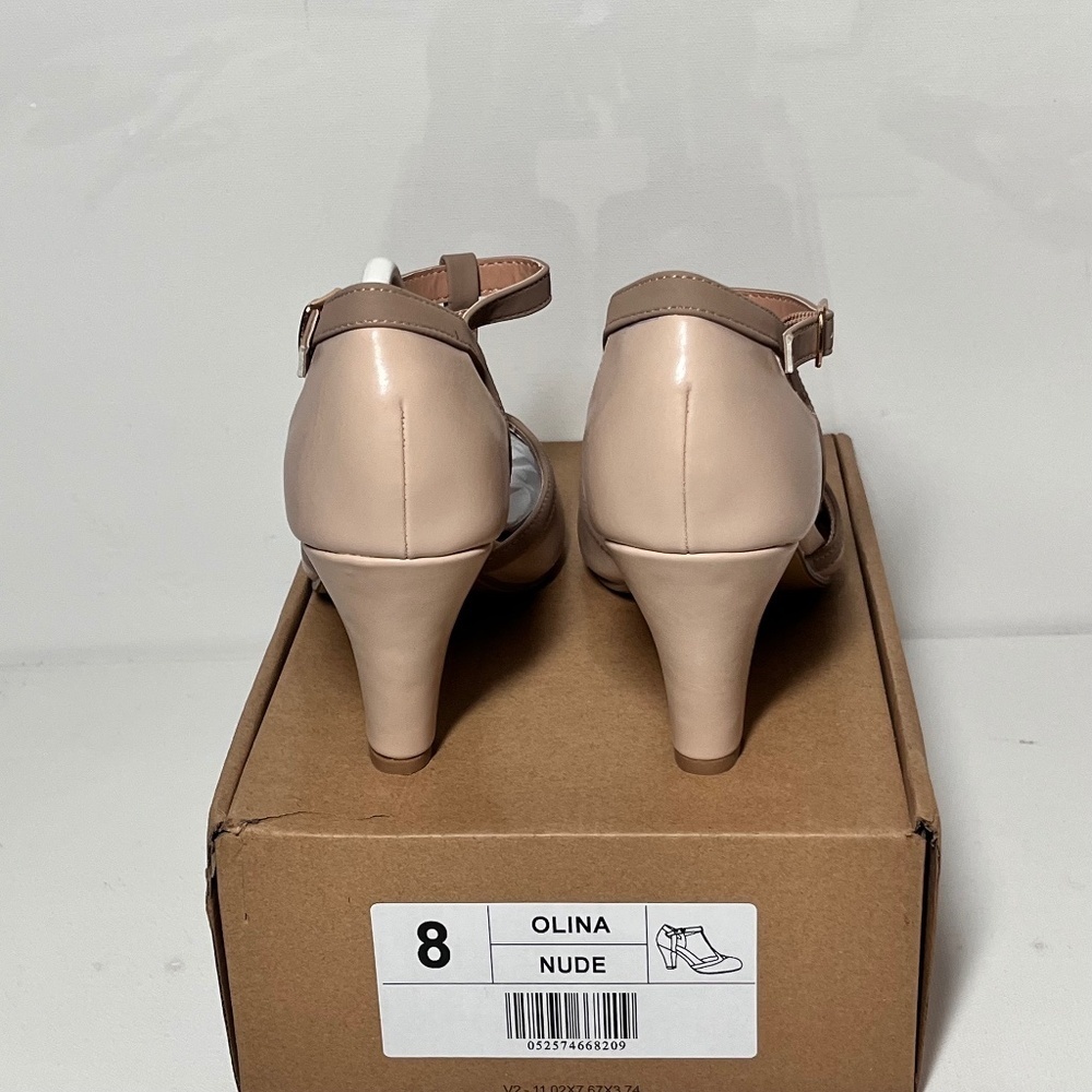 Journee Olina Mary Jane Heels - Picture 5 of 6